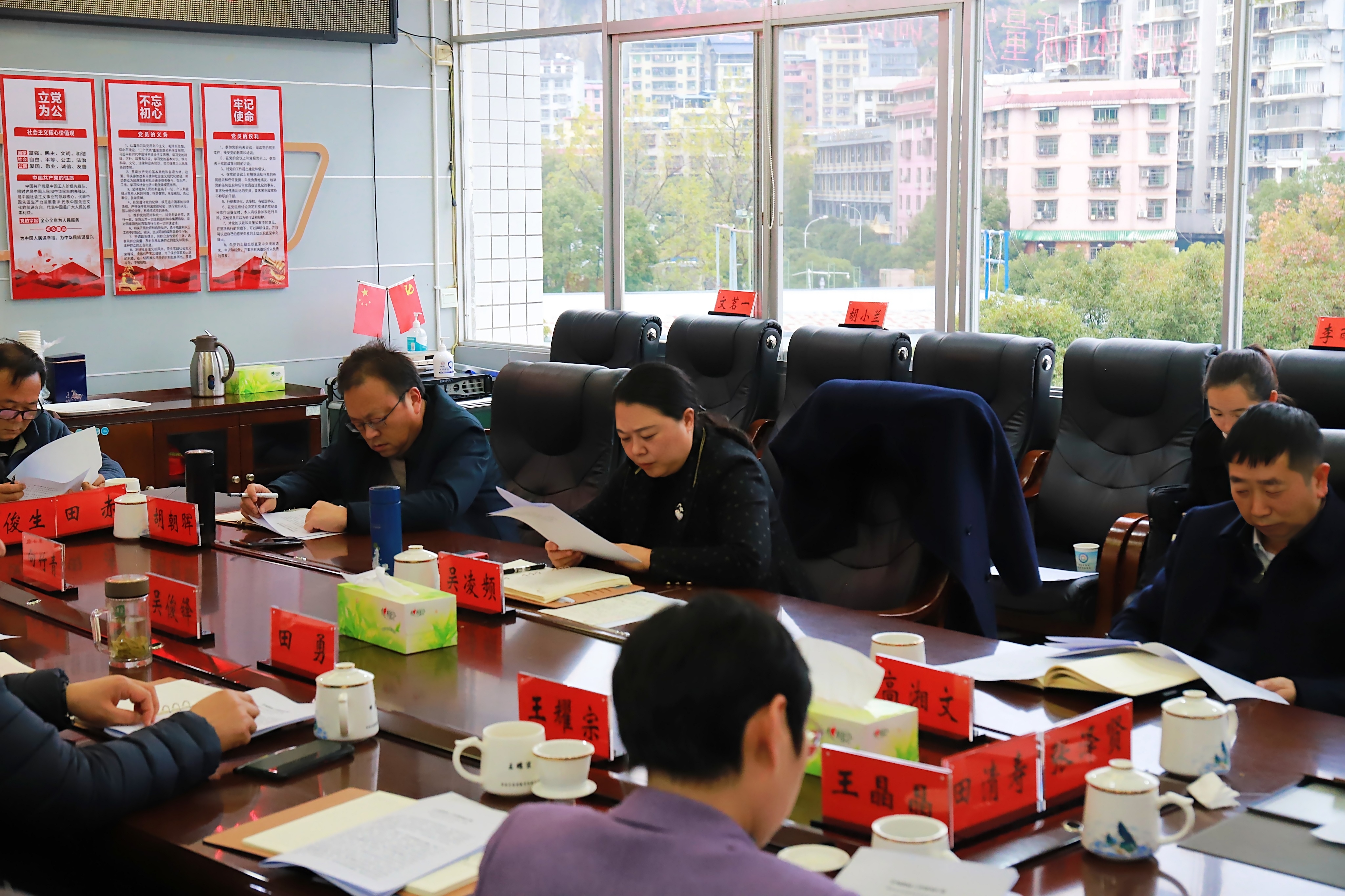 图片2.jpg 图片2.jpg