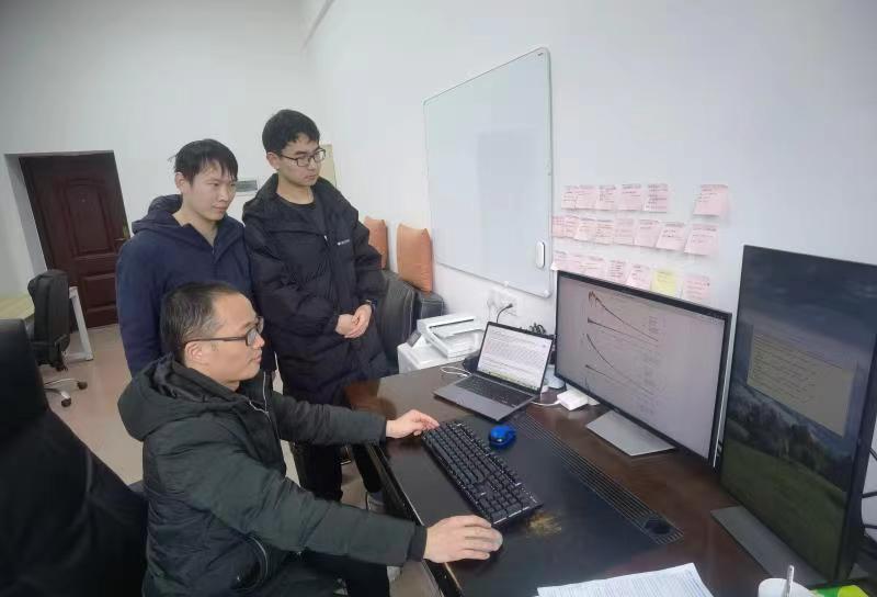 重大发现!湘潭大学发现222颗热亚矮星1.jpg 重大发现!湘潭大学发现222颗热亚矮星1.jpg