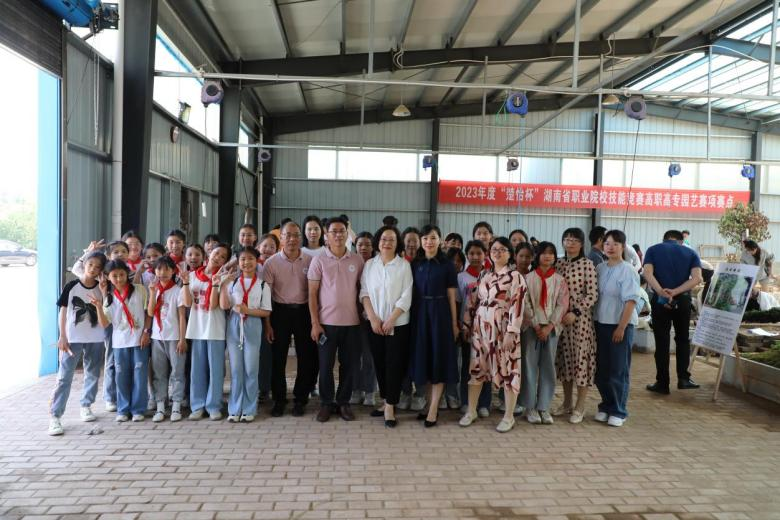 图片2.png 图片2.png